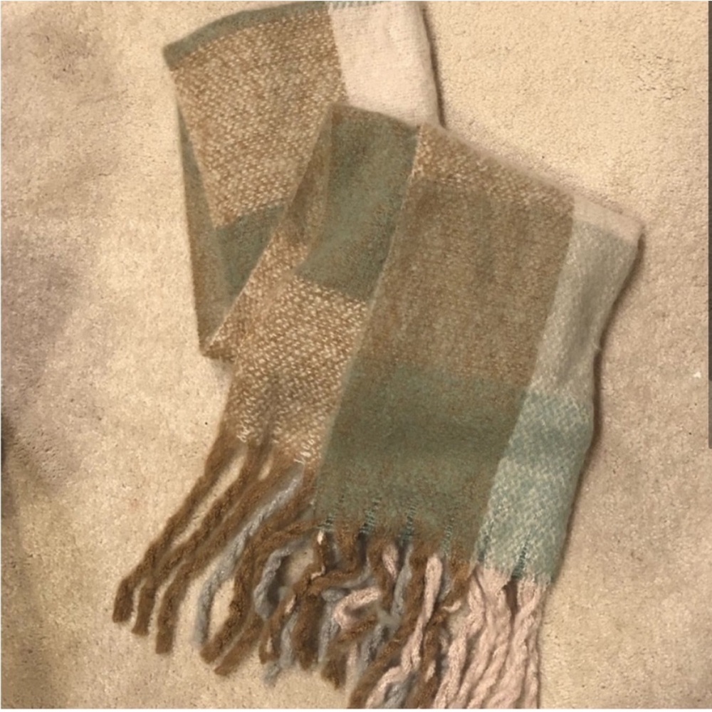 NWT Laundry by Design Large Winter Scarf - Picture 4 of 6